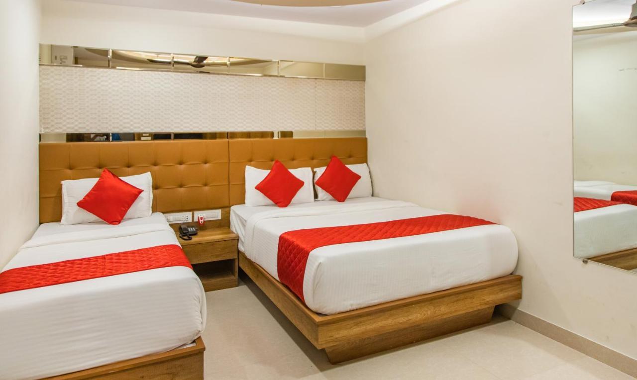 מומביי Hotel Hometown Near Us Embassy Bkc מראה חיצוני תמונה